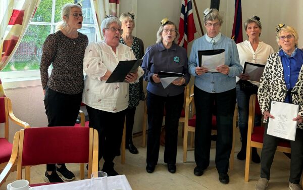 Tjueårsjubileum for demensforeninga