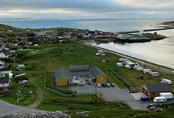 Coronautbruddet i Bugøynes øker i omfang