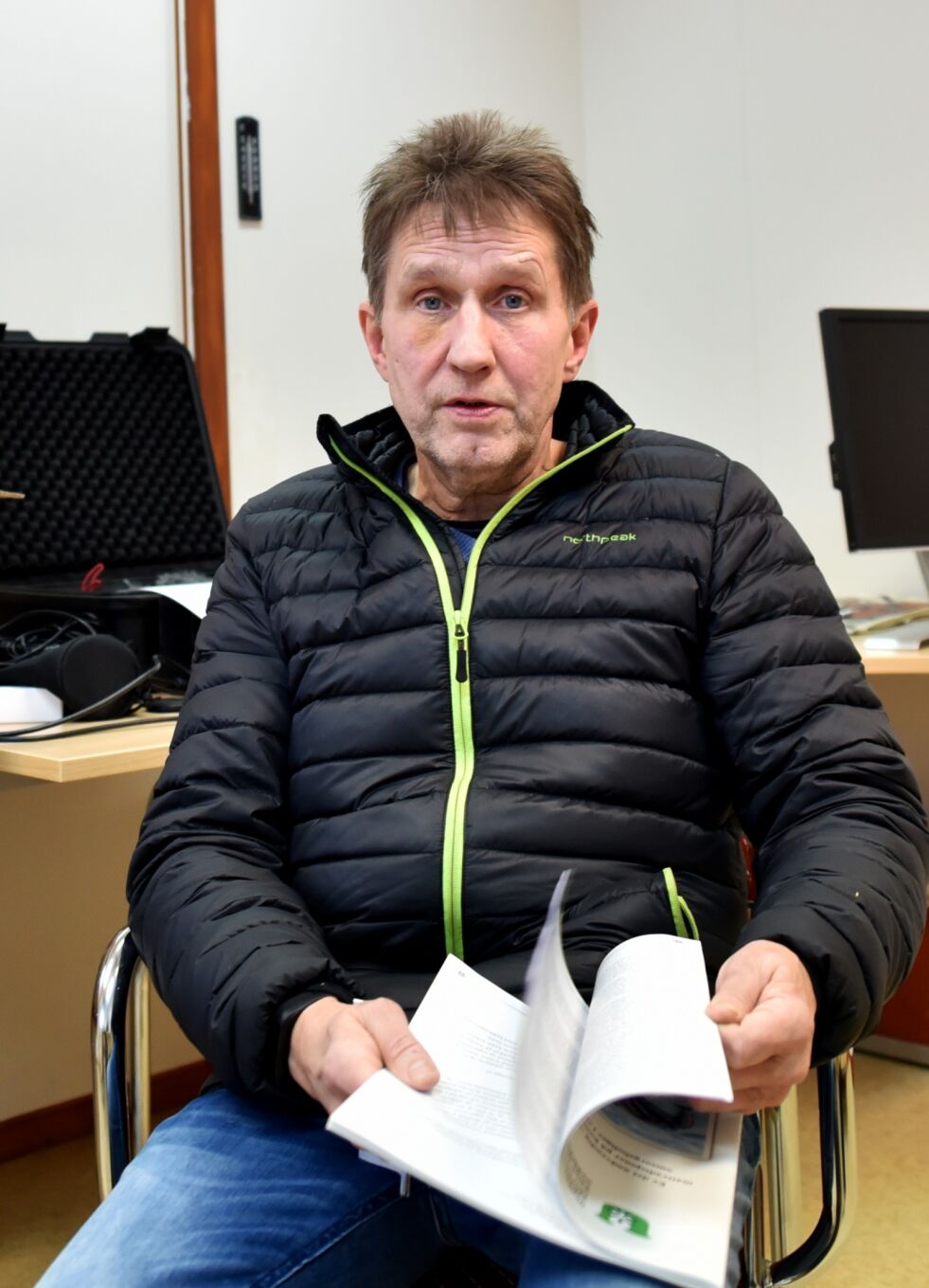 Gjennom studien «Er det nødvendig og mulig å styrke samiske mattradisjoner på kommunale sykehjem og heldøgns omsorgsboliger i samiske bosetningsområder» har Allan Johansen oppskriften for hvordan man skaffer bedre og billigere mat til de eldre.
 Foto: Bjørn Arne Johansen