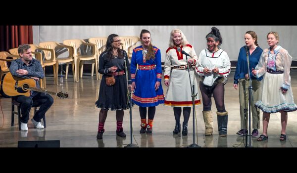 Samisk scenekunst i India