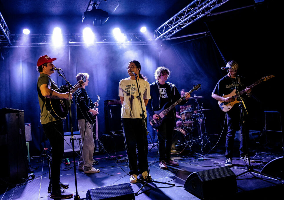 Perleporten kulturhus ønsker alle velkommen til «Åpen scene» hver første onsdag i måneden frem til jul.
 Foto: Simen Felix Omland