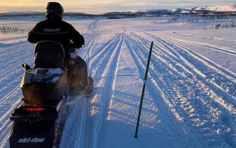 Fylkesmannen har nå gjort vedtak om forlengelse av skuterløyper for hele Finnmark. For kommunene på Varangerhalvøya har man tatt spesielt hensyn til reinflyttingen. Illustrasjonsfoto: Torbjørn Ittelin