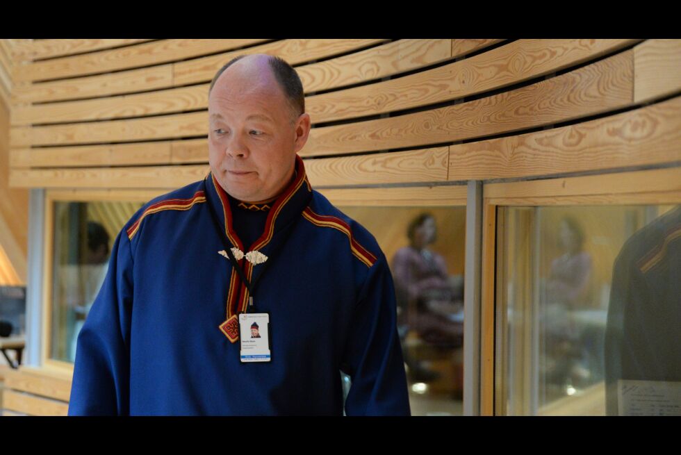Sametingsråd Henrik Olsen (NSR) er på veiene i Sápmi for å samle innspill til sannhetskommisjonens mandat.
 Foto: Steinar Solaas