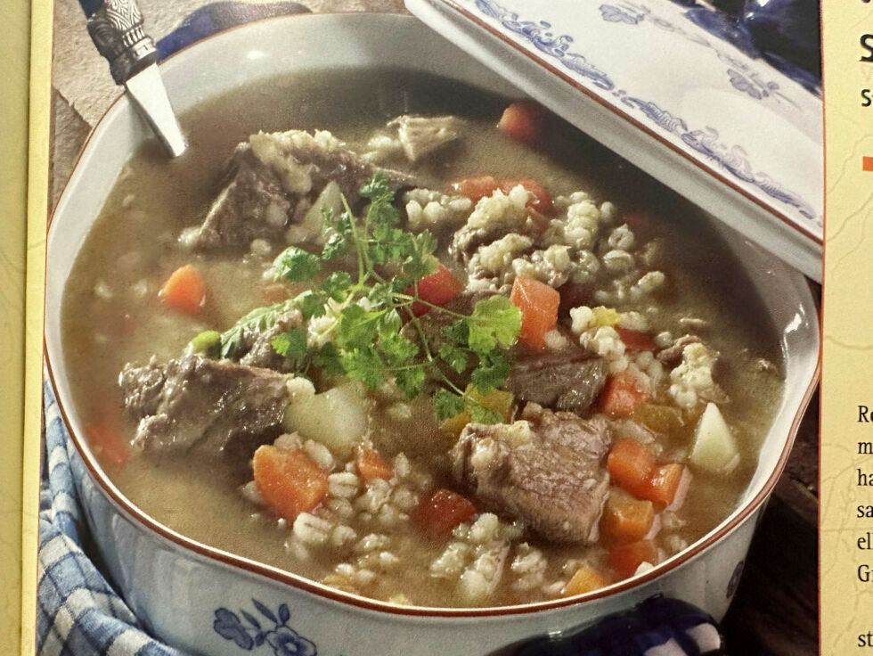 Islendingene bruker naturligvis mest sau eller lam i kjøttsuppe, som tilsettes ris, havre- eller byggryn.
 Foto: Bilde henta fra Nordiske nasjonalretter Fakta forlag