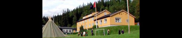 Argumenterer mot nedlegging, stemmer for