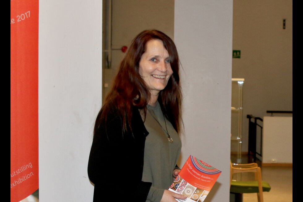 Saviomuseet og Grenselandmuseet åpnet dørene offisielt onsdag kveld. Her med formidler Kirsti Jerijervi fra Saviomuseet.
 Foto: Silje L. Kvammen