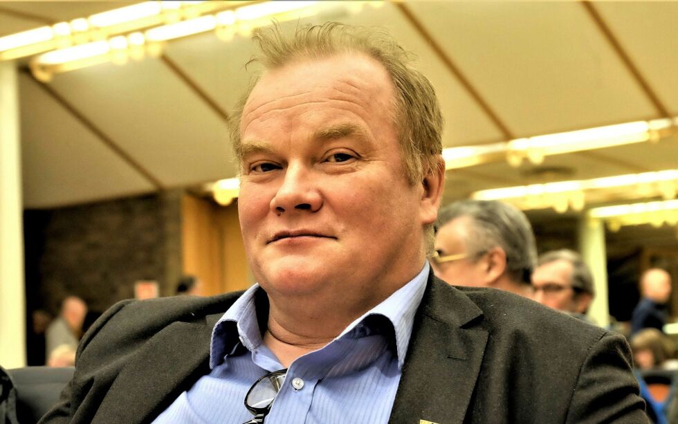 Fylkesrådsleder Bjørn Inge Mo er godt fornøyd med vedtaket Stortinget gjorde tirsdag. 
– Det er gle­de­lig at vi nå har nådd den his­to­riske mile­pæ­len, sier Mo om oppløsningen av Troms og Finnmark fylke. FOTO: BJØRN HILDONEN