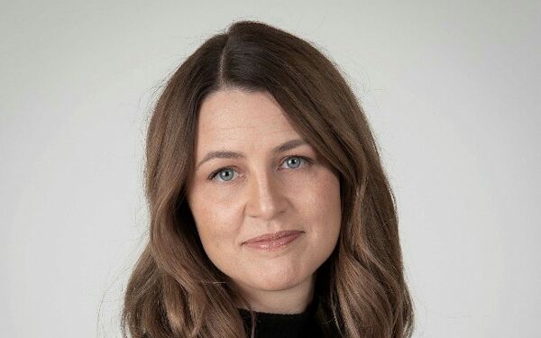 – Hvorfor er ikke samer nevnt i landslova?