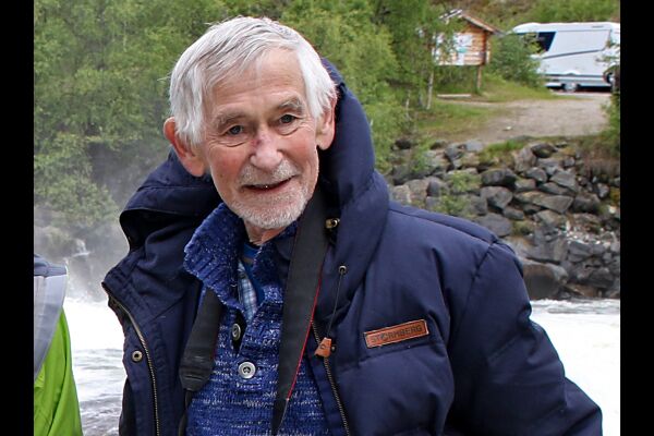 Rolf Arvola er død
