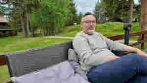 – De kan ikke bare betale seg ut av det