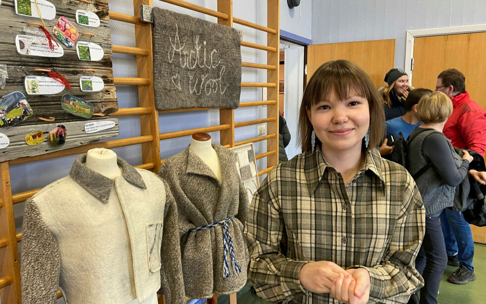 Ramona Salo Myrseth jobber som frilans kunstner og designer med base i Kåfjord.
 Foto: Elin Wersland