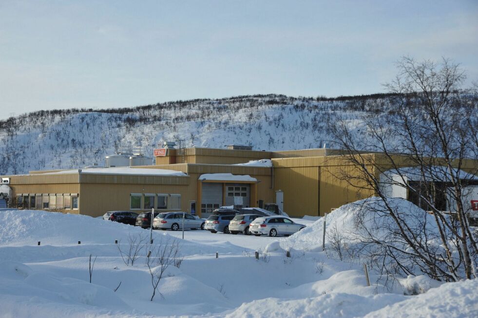 Senterpartiet i Troms og Finnmark mener Norge gjør seg sårbar som land når forsyningsgraden på lokalprodusert mat går ned. Foto: Birgitte Wisur Olsen
