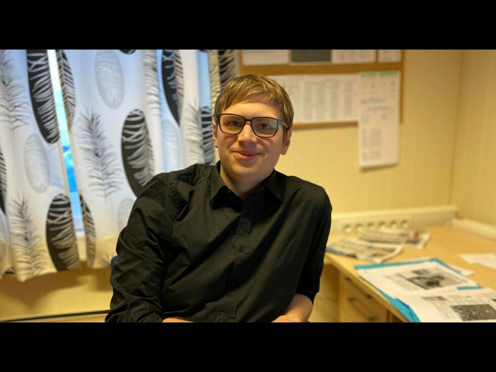 Vår nye selger, Ingar Jonas, er allerede godt i gang i sitt nye virke. FOTO: KRISTIN MARIE ERICSSON