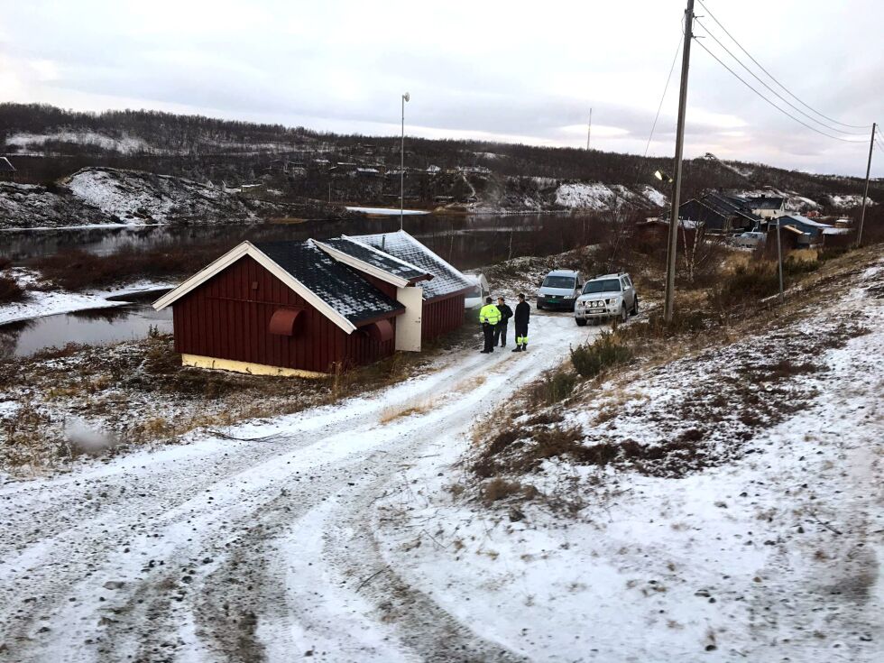 Etter at pumpa røk i dette pumpehuset har kostnadene så langt steget til over en million kroner for kommunen.
 Foto: Kautokeino kommune