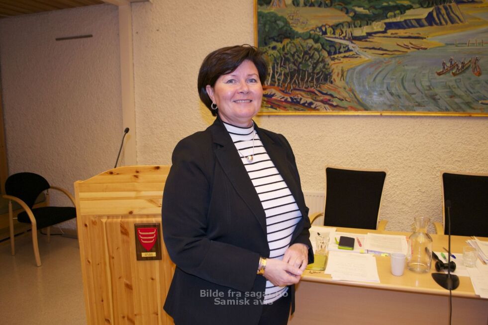 Elisabeth Erke danket ut den erfarne heltidspolitikeren Mariann Wollmann Magga.
 Foto: Tom Hardy