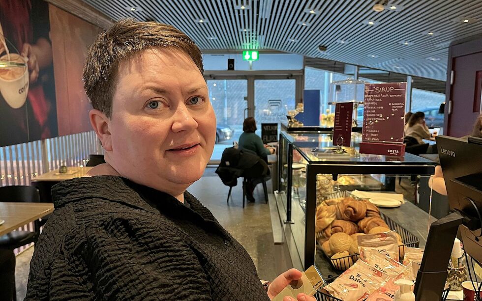 Vi har vært i dialog med Maria Steinsvik Kron­vald om sannhet, gjenopprettende handlinger, tilgivelse og forsoning. Hun stu­de­rer selv til bli prest, har sam­isk og kvænsk bak­grunn fra Nord­rei­sa, og er med på å arr­an­ge­re sam­iske kir­ke­dag­er.
 Foto: Elin M. Wersland