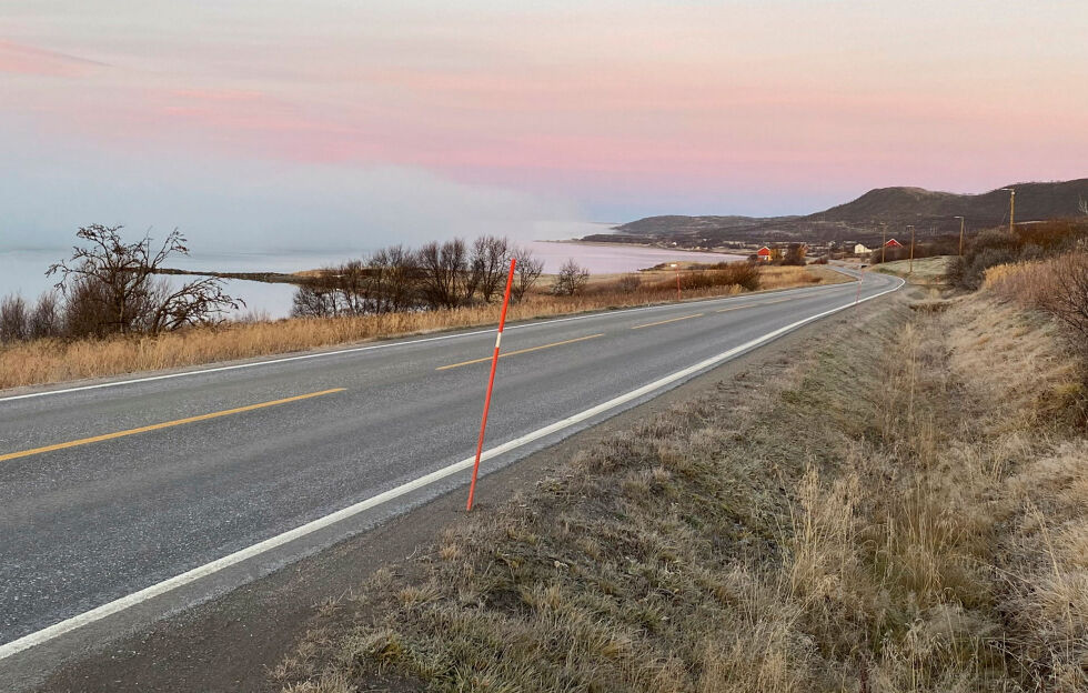 Det er i dette området langs E75 på nordsiden av Varangerfjorden at bygdelaget i Bunes ønsker nedsatt fartsgrense til 60 km/t.
 Foto: Privat