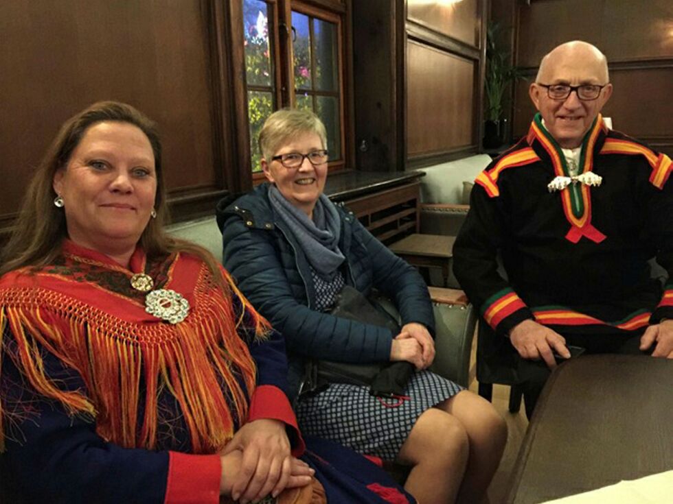 Del­ta­ke­re un­der Bergen Sámiid Searvi (BSS) 50 år i 2019. Vik­to­ria, Tor­hild og Yng­var Ruud fra Vass­da­len.
