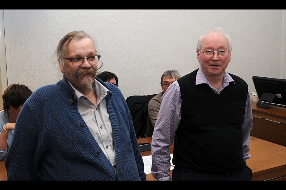 Kurt Wikan (til venstre) og Knut Mortensen i Sp mente det var både kjipt og smålig av Ap å si nei til exordfører Ceceile Hansens krav om utbetaling for arbeid hun gjorde da hun skulle ha ferie.
 Foto: Hallgeir Henriksen