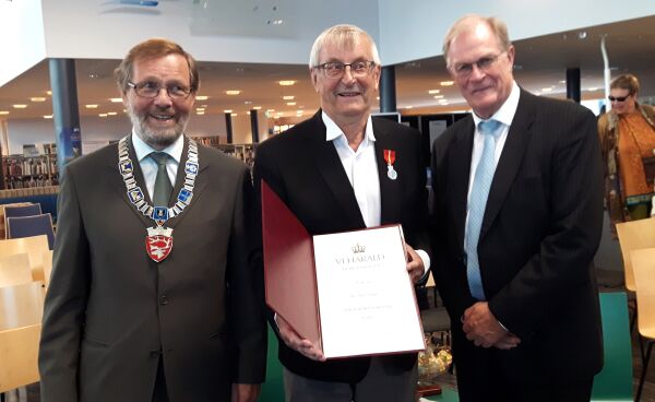 Kongens fortjenstmedalje til Nils Petter