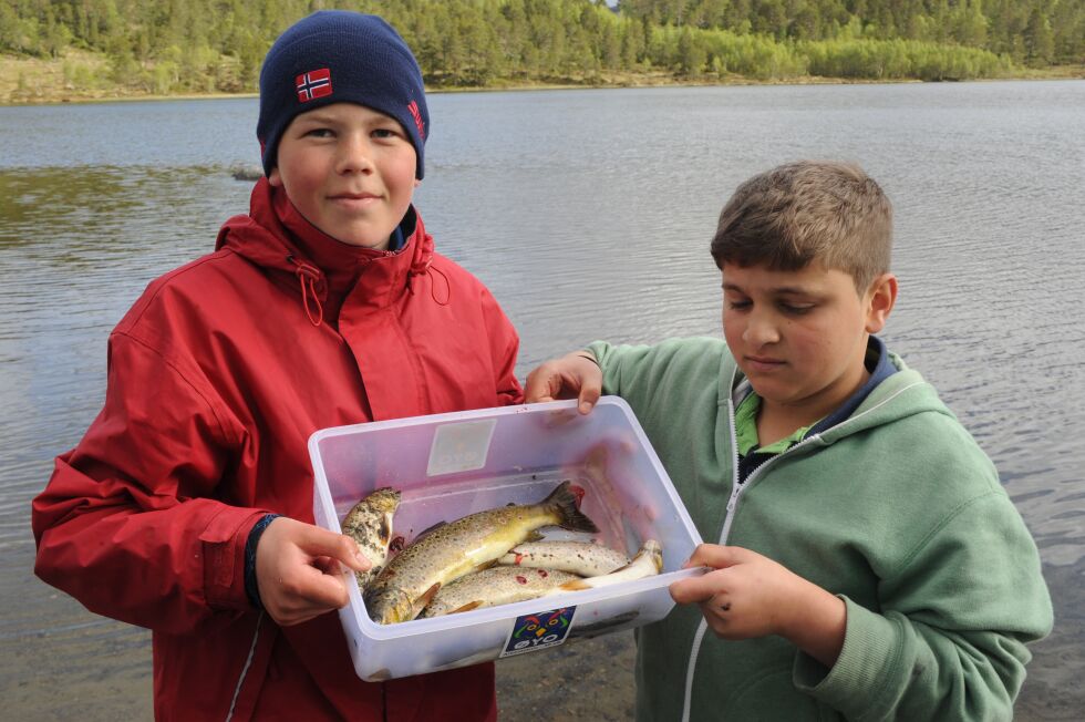 Uteskole Øverlandsvatnet.
 Foto: Ill