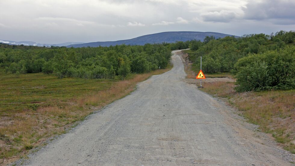 Staten har nylig bekostet oppgradering av Lompolaveien, men ser ikke ut til å kunne få lokale interesser med på å finansiere det videre vedlikeholdet.
 Foto: Arkiv