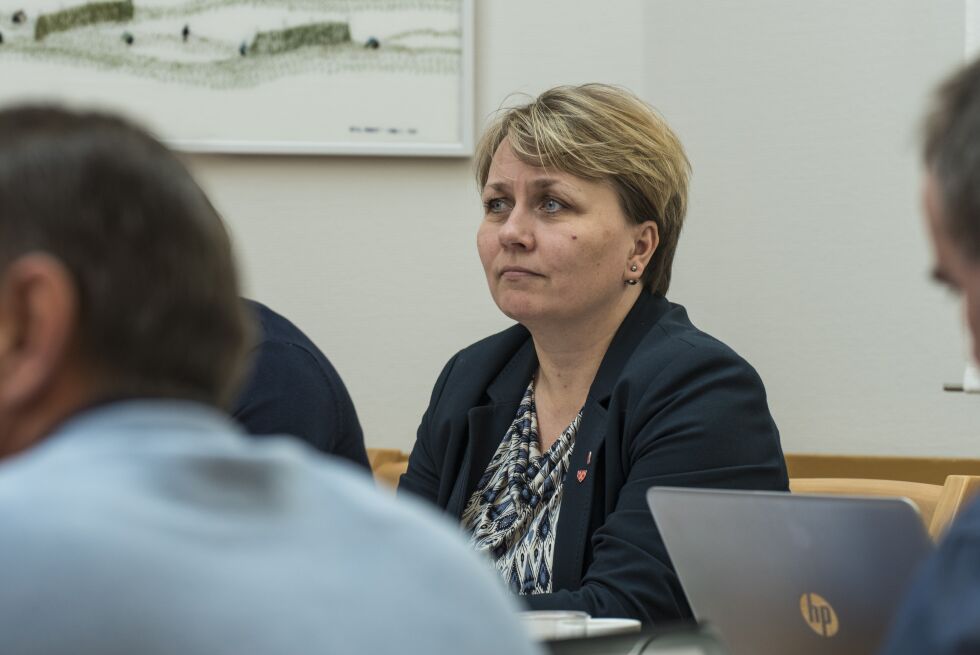 Porsanger-ordfører Aina Borch (Ap) og resten av kommunestyret gikk på en liten smell torsdag. Tabben ble imidlertid oppdaget før møtet var ferdig, og lot seg rette opp.
 Foto: Marius Thorsen