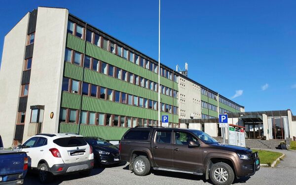 Fylkesmannen flytter 100 ansatte