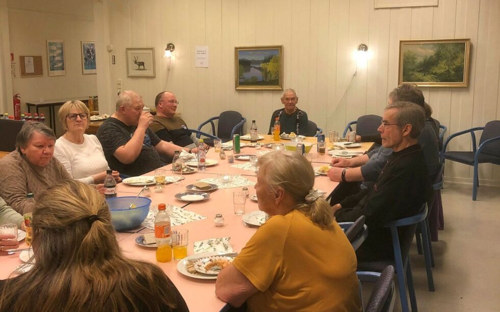 Årets første mølje i Bugøynes ble en innertier med blodfersk torsk, rogn og lever som overgikk det meste.
 Foto: Irene Karisari