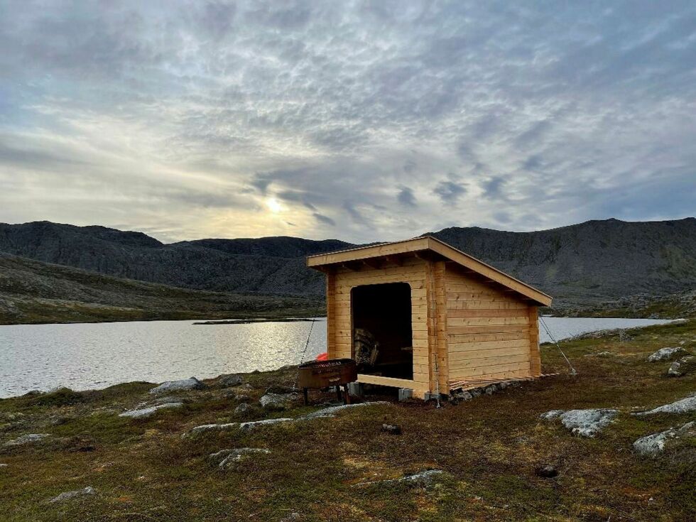 Nordkapp og omegn turlag/Barnas turlag vil nå sette opp en gapahuk av denne typen på Sarnes.
 Foto: Nordkapp og omegn turlag