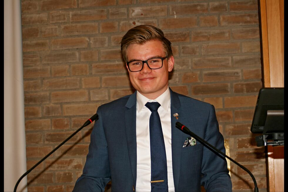 Vetle Langedahl har en fortid som leder i Finnmark Unge Høyre og ble høsten 2015 valgt inn som fast representant i Finnmark fylkesting og som varamedlem til kommunestyret i Hammerfest. Langedahl er opprinnelig fra Porsanger og studerer i dag rettsvitenskap ved Universitetet i Tromsø.
 Foto: Bjørn Hildonen