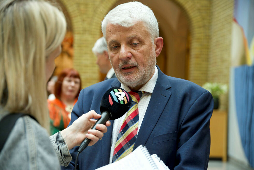 Taternes Landsforening roser Dagfinn Høybråten for å ha nevnt dem i kommisjonsrapporten.
 Foto: Steinar Solaas