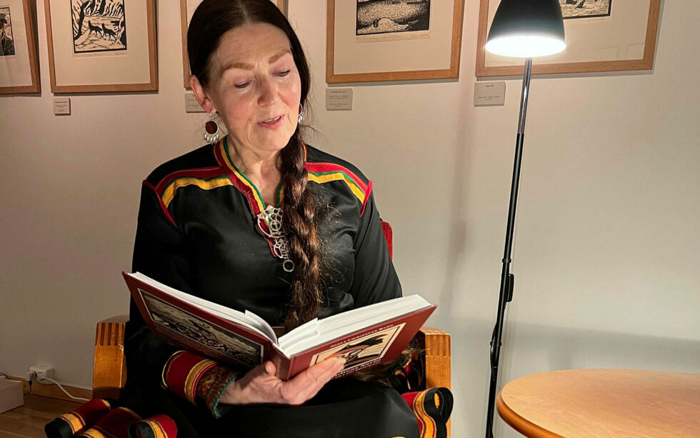 Liv Astrid Kvammen Svaleng leste utdrag fra boka.
 Foto: Saviomuseet