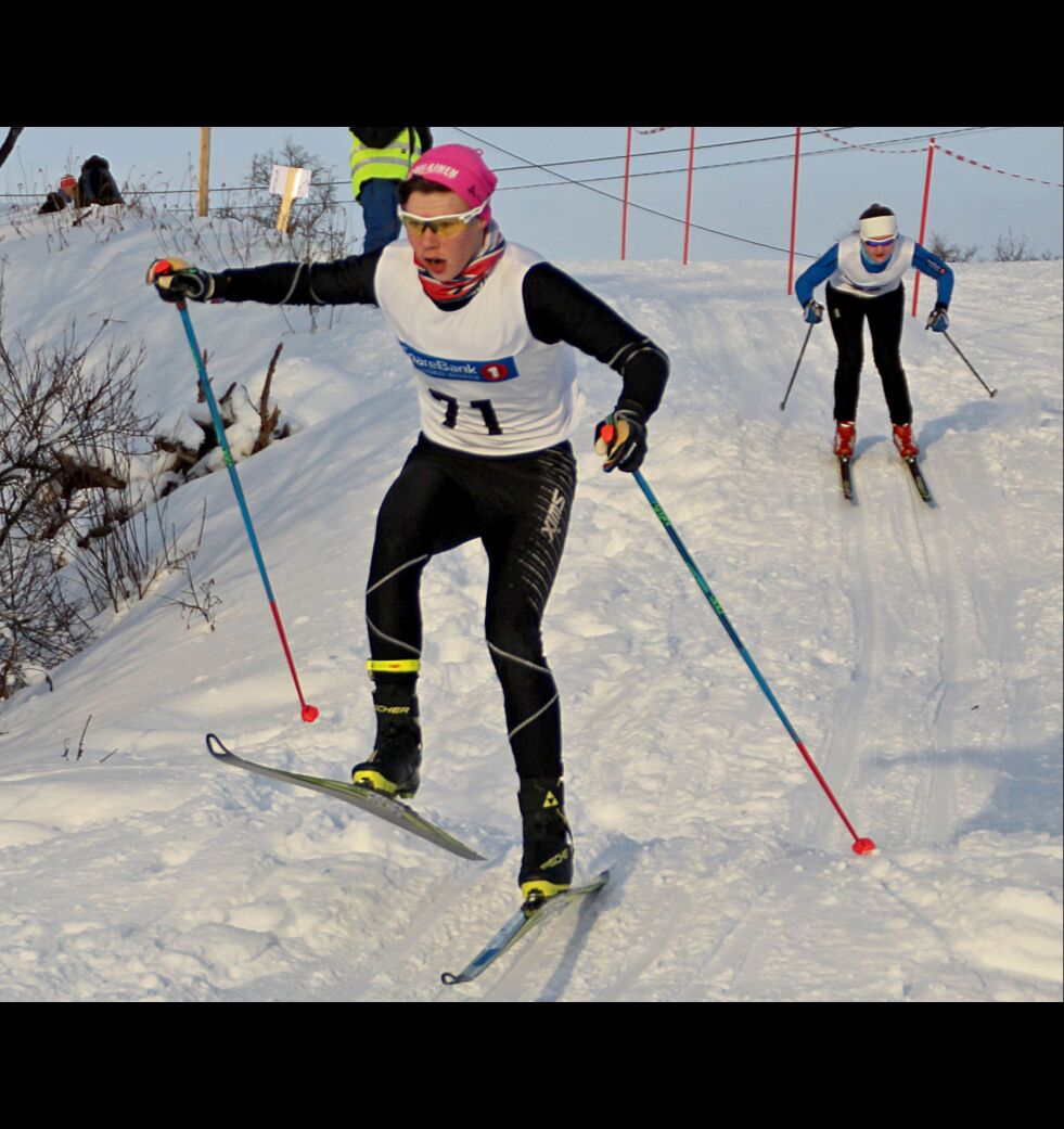 Markus Larsson fra Vadsø Skiklubb hadde rimelig kontroll i kulebakken, med rotet det til i det som kaller seg jungelen.
 Foto: Torbjørn Ittelin