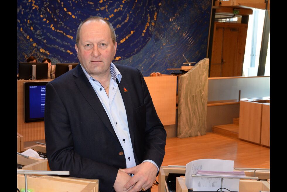 Sametingsrepresentant Arthur Tørrfoss (FrP) Har sendt påminnelse til sine egne.
 Foto: Steinar Solaas