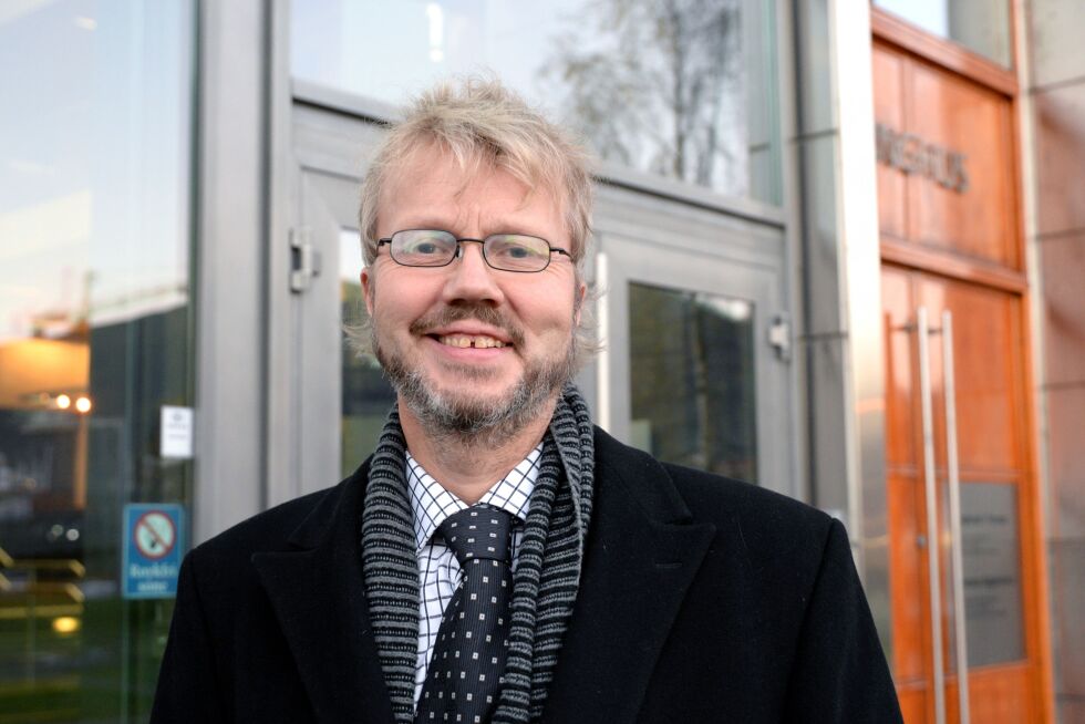 Jusprofessor Øyvind Ravna er kritisk til flere av Høyesteretts vurderinger i Nesseby-dommen.
 Foto: Steinar Solaas