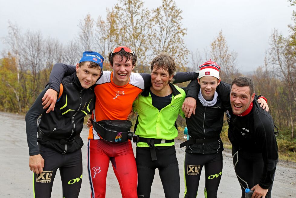 Alta var sterkest representert under helgas kretssamling, som kanskje heller ikke er så rart da Alta har det største miljøet i fylket om dagen. Her ser vi deler av gjengen fra Team Nordlysbyen ski.
 Foto: Silje L Kvammen