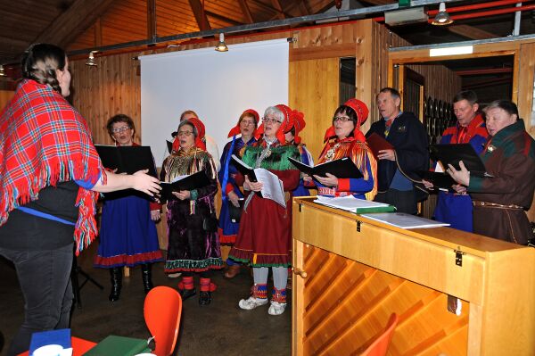 Sang julen inn i Karasjok