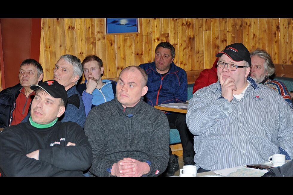 Trond Ihler (til høyre) , her sammen med Bjørn Tharaldsen og Robert Wille (til venstre) viste til at kommunen ikke gjør noe som helst med løypene, og kritiserte sterkt at tre av løypene i området ennå ikke er åpnet.
 Foto: Hallgeir Henriksen