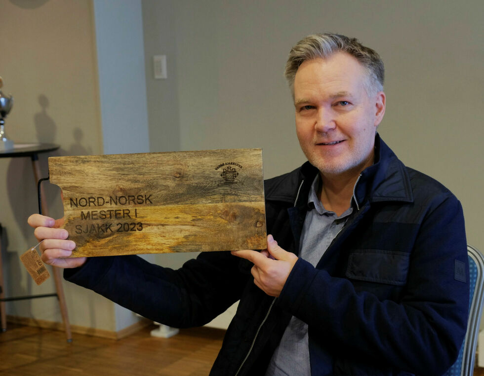 Andreas Esbensen fra Vadsø tok i helga sin andre NNM-tittel i sjakk.
 Foto: Bjørn Hildonen