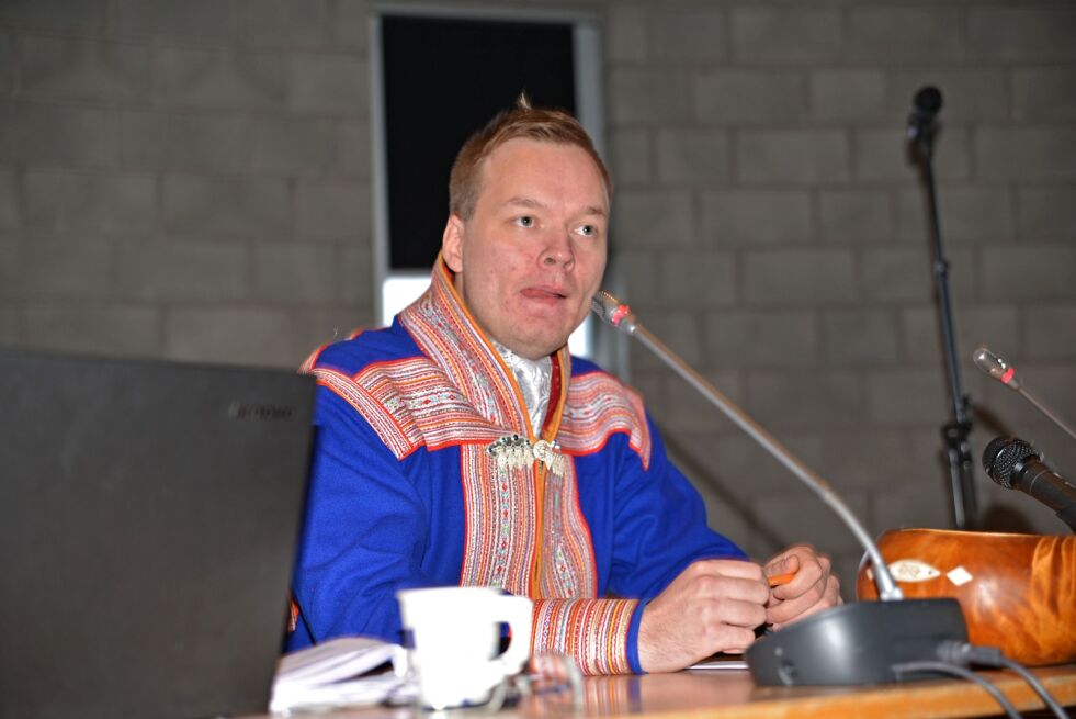 Ordfører Johan Vasara kan glede seg over at kommunen ser ut til å komme seg ut av ROBEK-lista allerede til sommeren.
 Foto: Arkiv