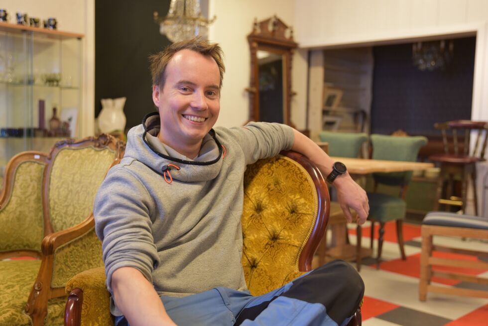 – Kort fortalt så er dette noe som tidligere var en hobby for meg også har det blitt en heltidsjobb, og nå vil jeg egentlig ha det litt ned på hobbybasis igjen slik at jeg får bedre tid til å drive med ølbryggeriet og kanskje litt annen jobb, forteller Alf-Emil Paulsen.
 Foto: Kristin A. Humstad