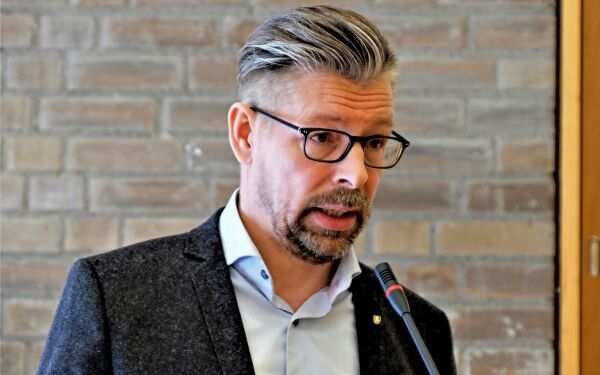Hadde ny stilling da han sa opp