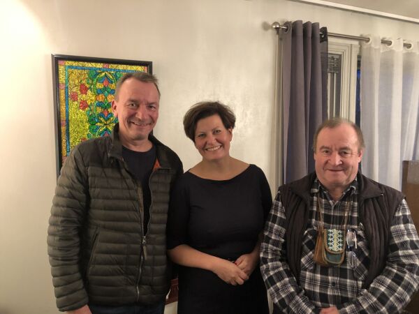 Valgte Ap, Helga blir ordfører