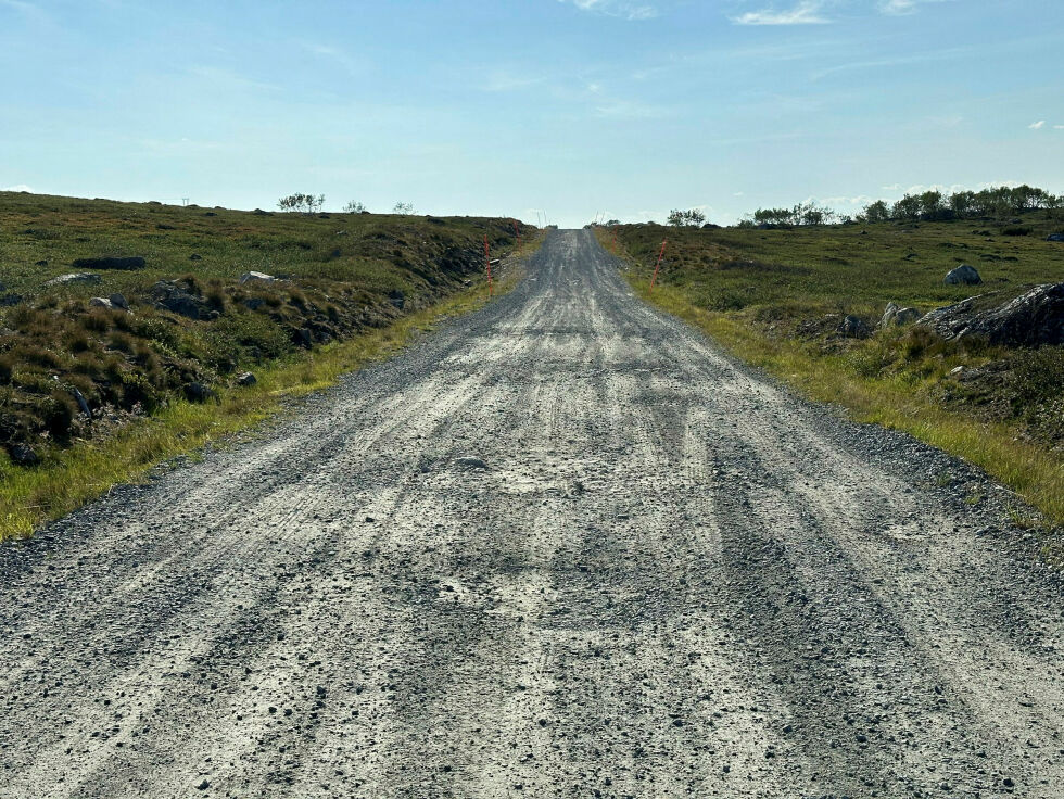 Den siste biten av Ishavsveien, fra Urdalskrysset til Gáranasnjunne/Korpfjell vil nå bli opprustet av Forsvarsbygg.
 Foto: Hallgeir Henriksen