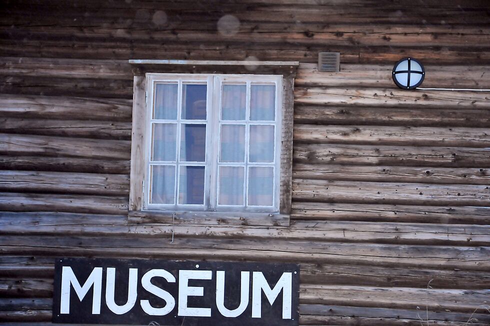 Bååstede-avtalen signeres i Kautokeino 19. juni på Kautokeino museum, en del av RiddoDuottarMuseat i Vest-Finnmark.
 Foto: Rita Heitmann