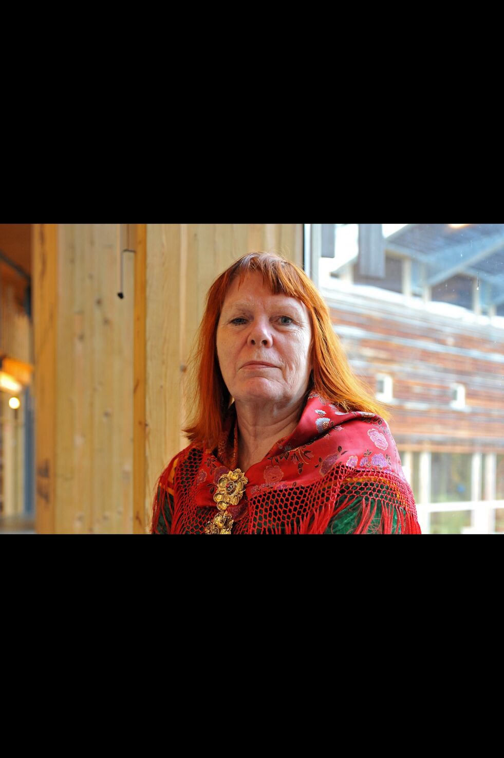 Ann Finbog mener Sametinget bør bruke penger og jobbe mer aktivt for å sikre Nervei-samfunnet en bedre vei til bygda.
 Foto: Erik Brenli