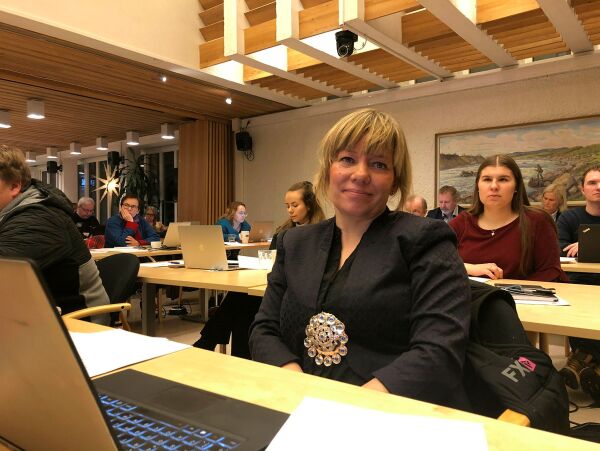 Hun stiller på topp for Høyre