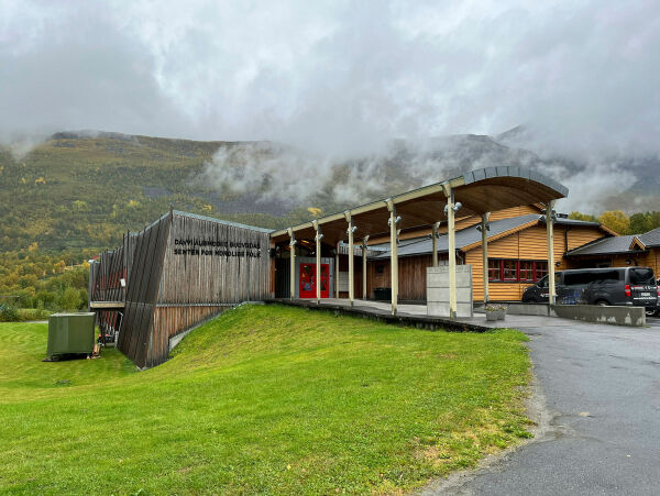 Får 0,9 millioner mer
