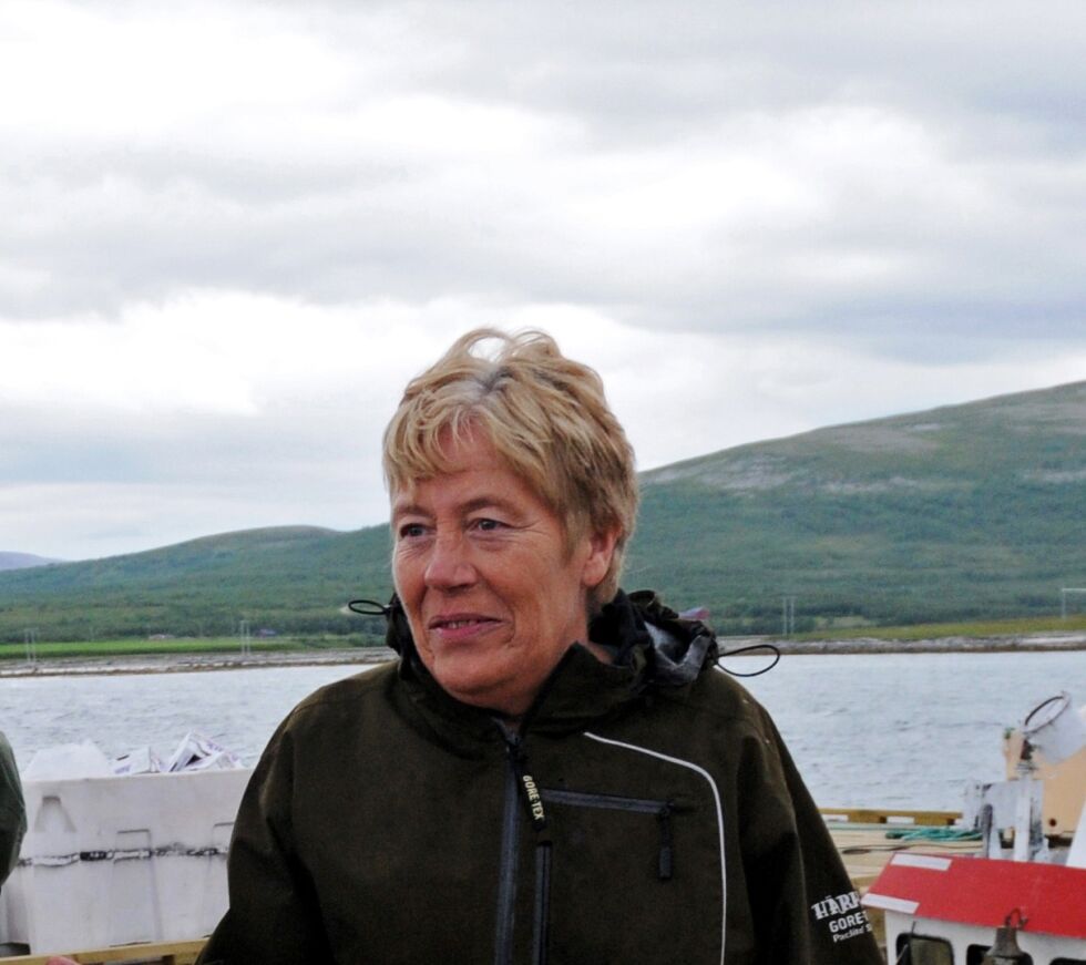 Gunhild Dørum Eriksen er leder i Veidnes bygdelag. Hun er svært fornøyd med årets Veidnesdaga. – I år toppet det seg, sier hun, og anslår rundt 300 besøkende i den lille bygda.
 Foto: Hanne Klemetsen